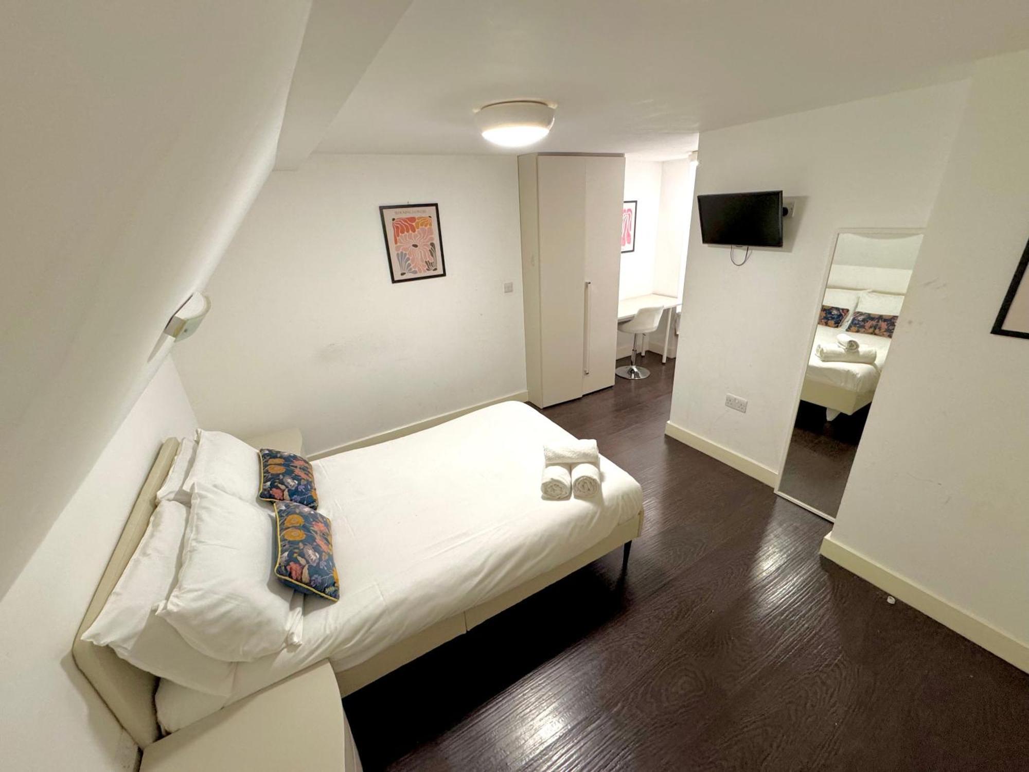 Charlotte Street Rooms By News Hotel London Exterior photo